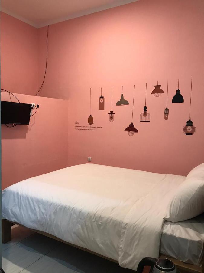 Roomz Budget Residence Semarang Exteriér fotografie